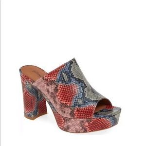 Jeffrey Campbell Pilar Block Platform Slide